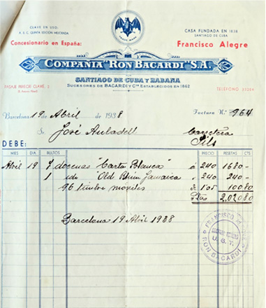 Factura de distribució de productes de la marca Bacardí l'any 1938